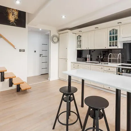 Appartement Luxurious Apartment,